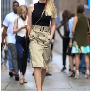 Monroe & Main trench coat skirt Classic Tan size 16 W cotton button down w/belt